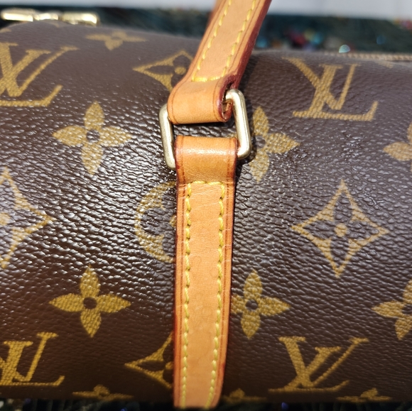 Louis Vuitton Bag - Picture 7 of 16
